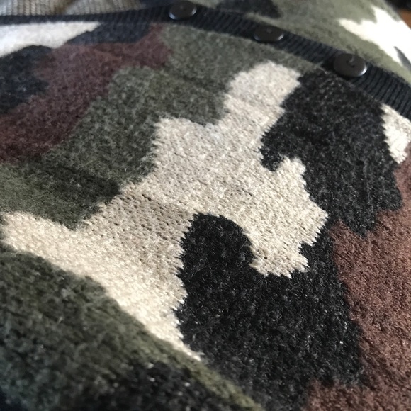 Camo Cardigan - Picture 3 of 4